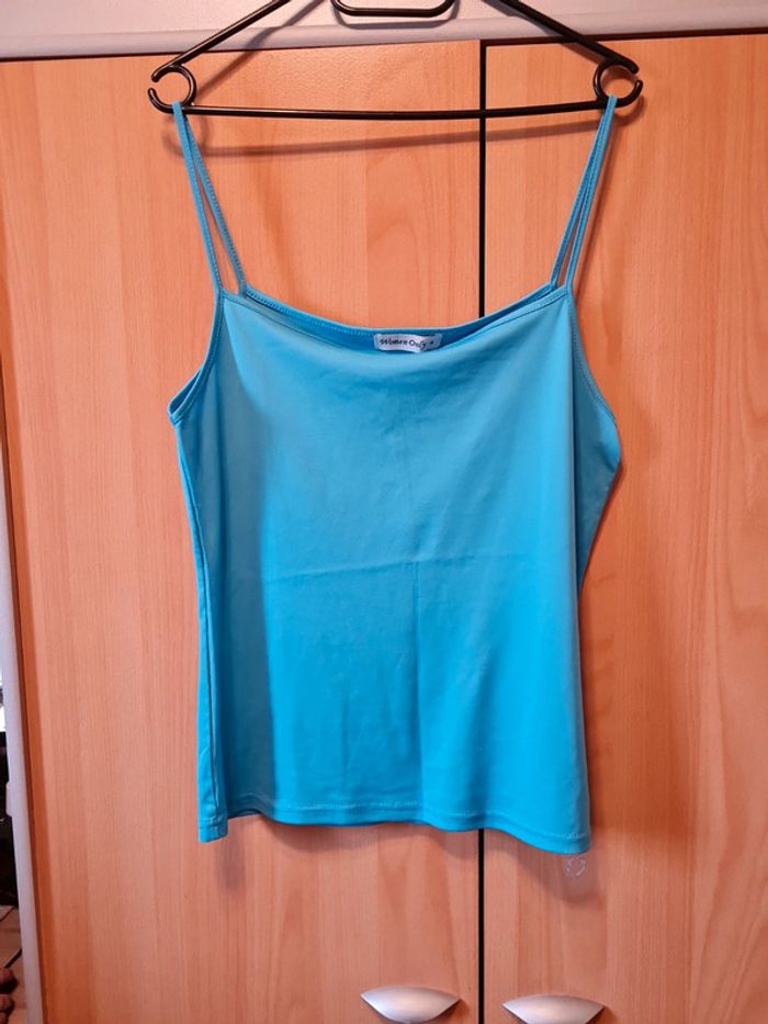 Tee shirt