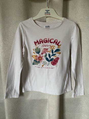 T-shirt blanc magical fleurs 6 ans Kiabi