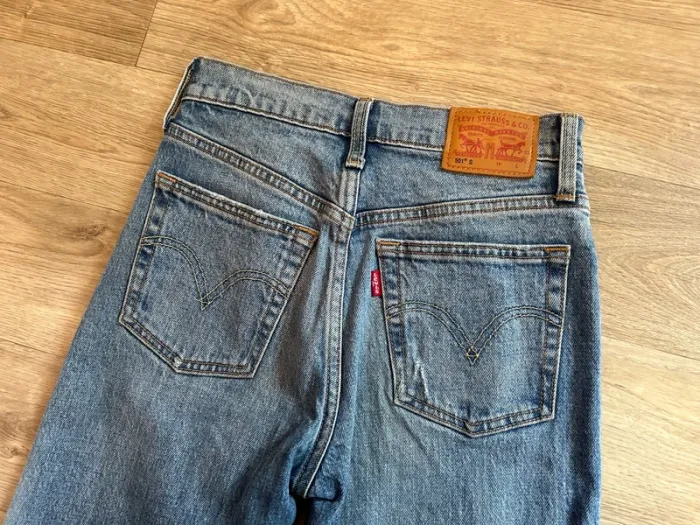 Levi ´s Jean, femme bleue modèle 501 S - photo numéro 3