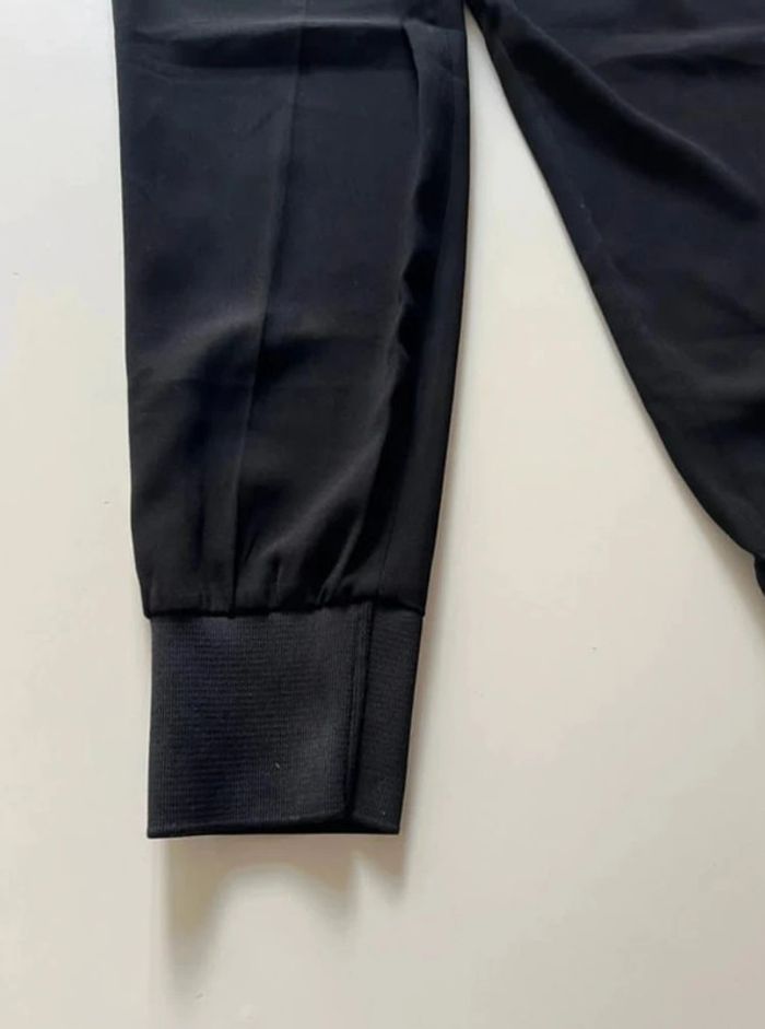Pantalon Zara neuf - photo numéro 4