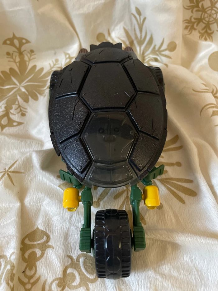 Jouet Moto carapace avec une figurine Tortue ninja