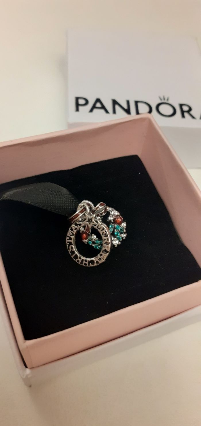Charm pandora couronne de noel neuf - photo numéro 2