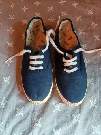 Baskets Victoria bleu marine Pointure 37