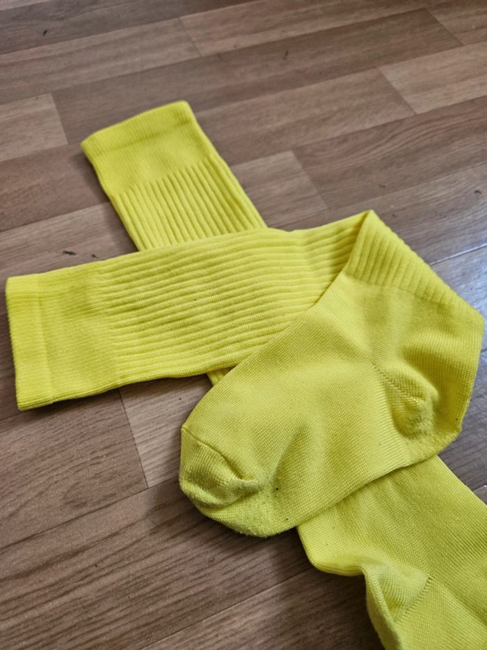Chaussettes de foot fines / été - photo numéro 2