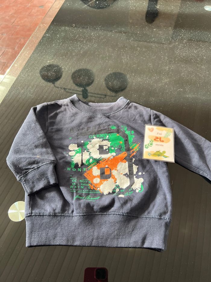 Sweat-shirt