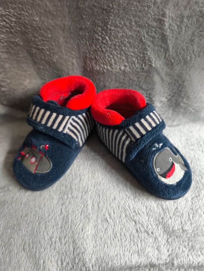 Chausson bébé isotoner taille 20 - photo numéro 2