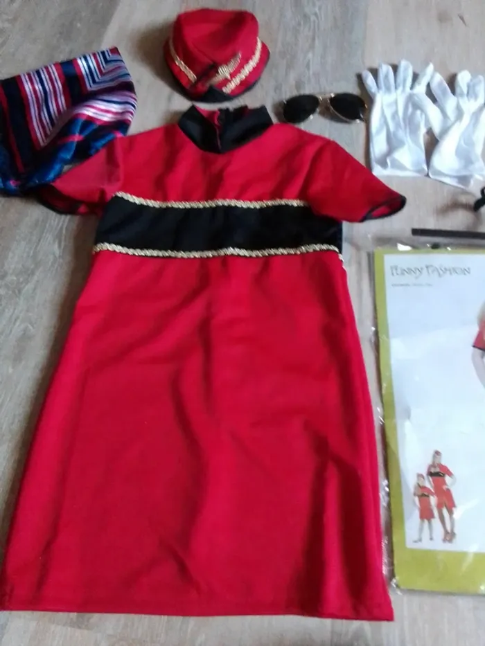 Déguisement costume fille hôtesse de l air - photo numéro 6