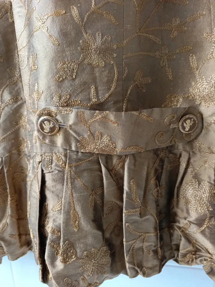 Superbe blazer Élégance Paris t.44 100% soie brodée - photo numéro 7