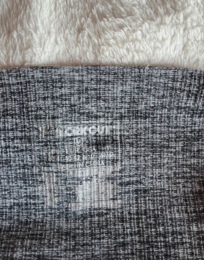 Legging de sport gris taille M de chez Workout en bon état - photo numéro 7