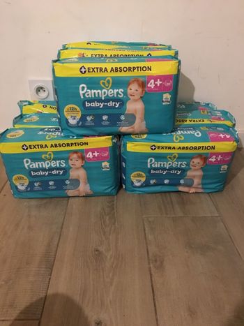 39 couches Pampers baby dry taille 4+
