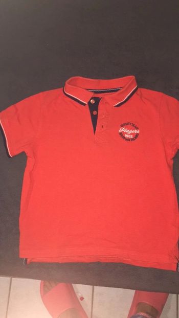 Polo rouge
