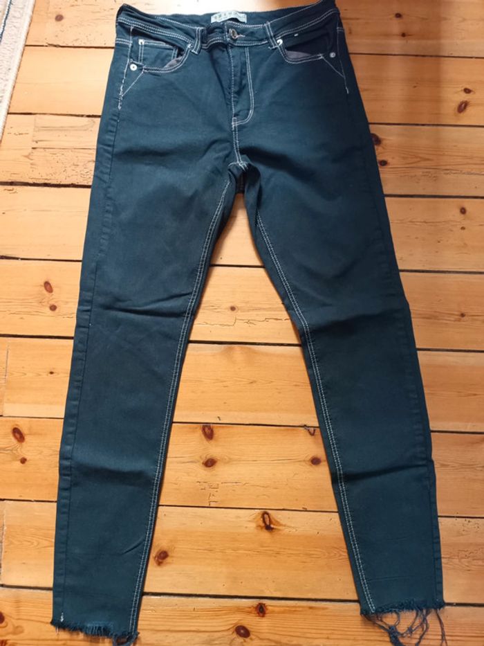 Jean taille 38 - photo numéro 4