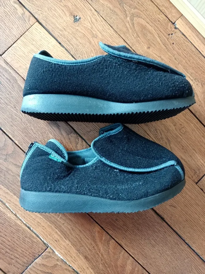 Chaussons T42 La Vague - photo numéro 2