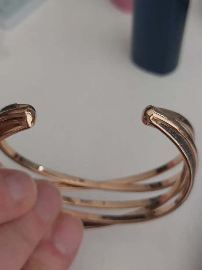 Bracelet fantaisie doré et pailleté - photo numéro 5