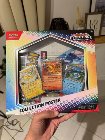 Pokémon Coffret Poster évolutions prismatiques - EV.8.5