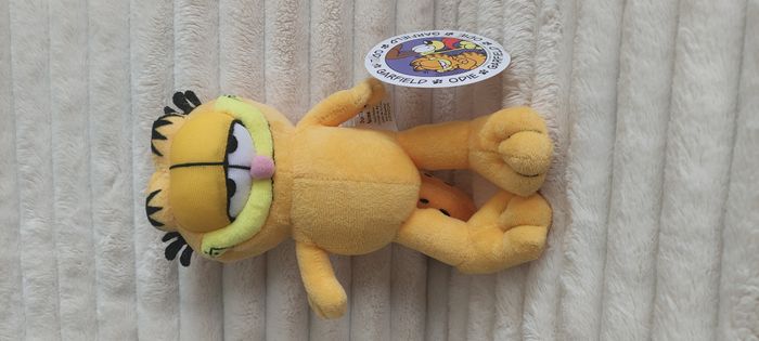 Peluche Garfield – 22 cm – Neuve avec étiquette