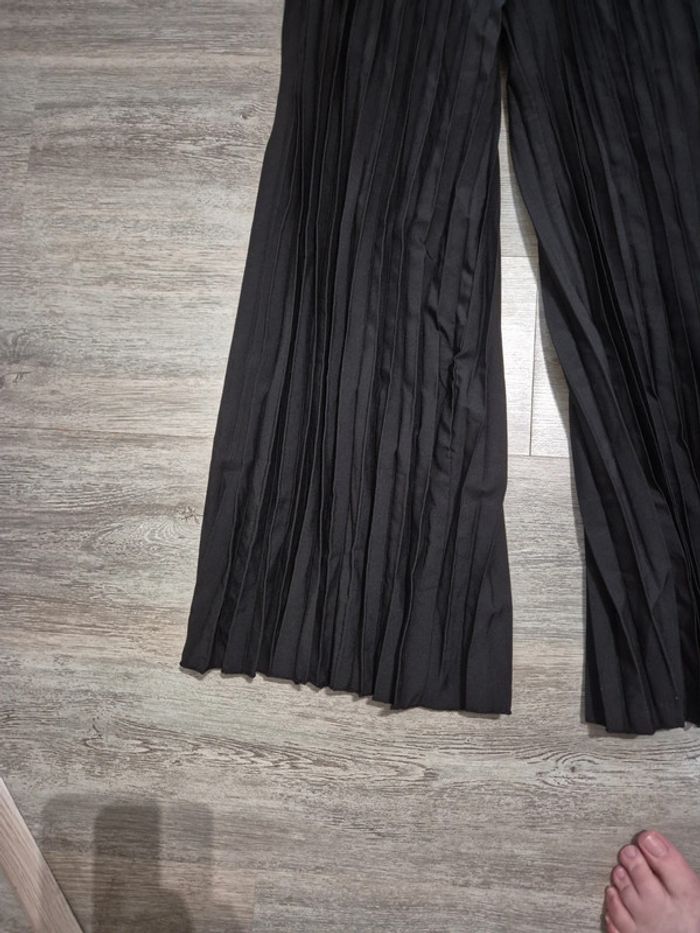 Combinaison pantalon plissé asymétrique avec volants - photo numéro 3