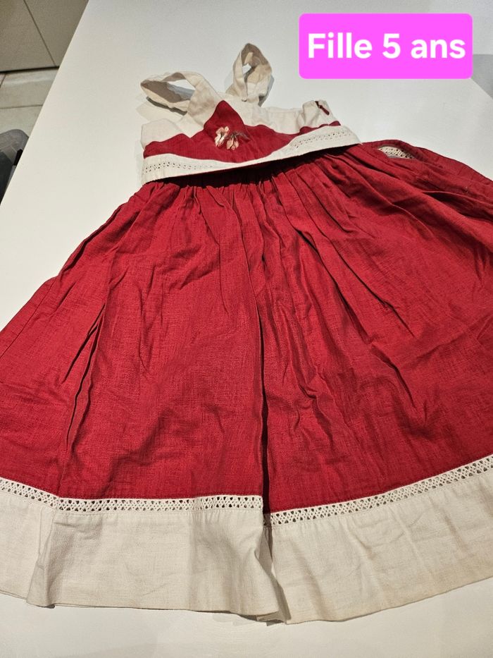 Robe 5 ans