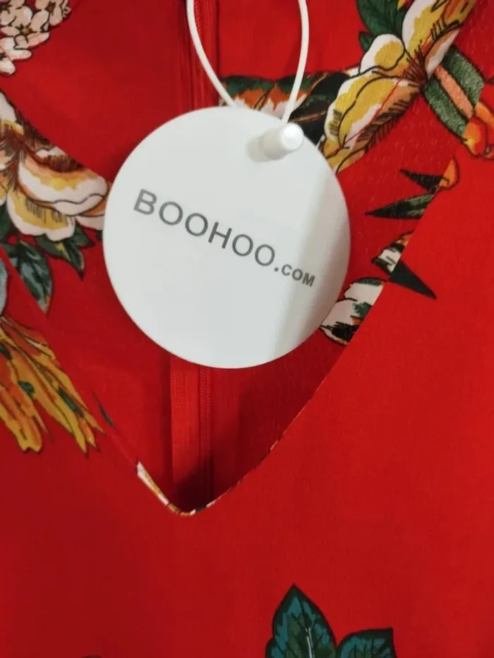 Combinaison rouge Neuve Boohoo - taille 36 - motifs fleurs pivoine A616 - photo numéro 9