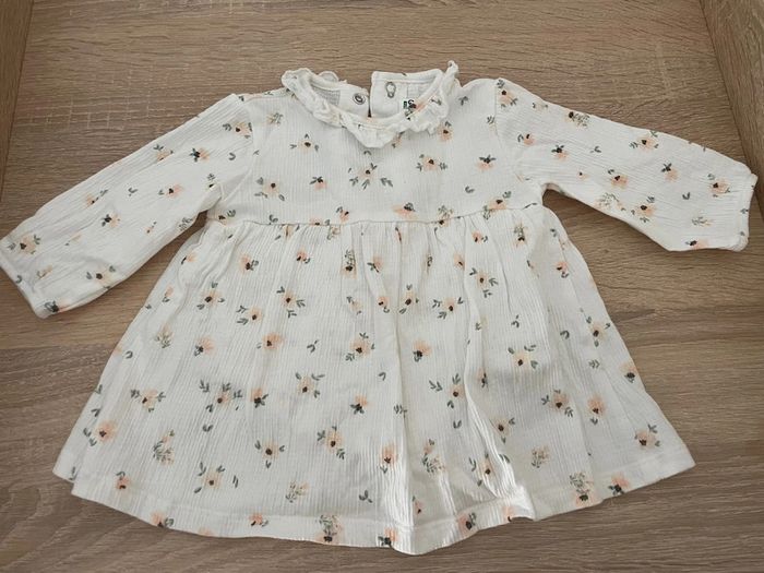 Robe fleurie bébé fille 6 mois