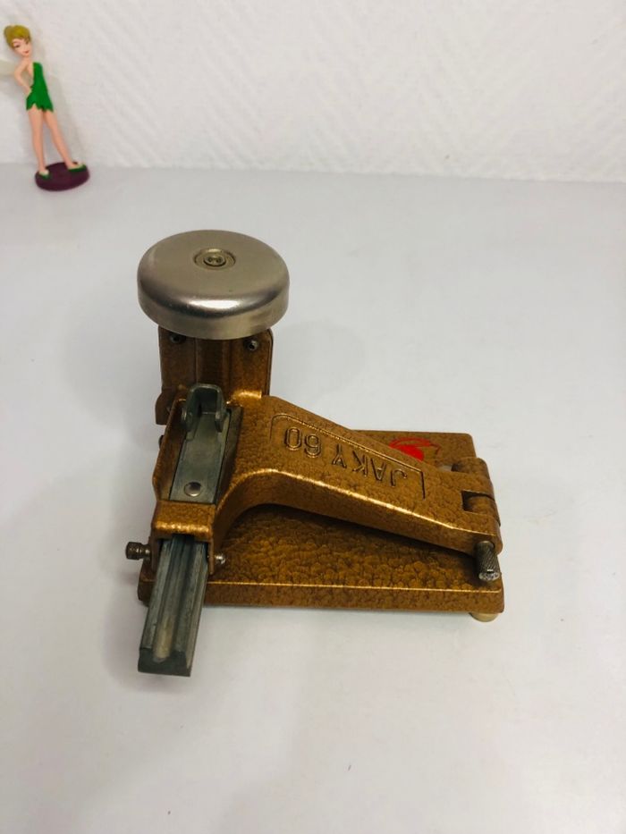 Agrafeuse française Jaky 60 vintage - photo numéro 5