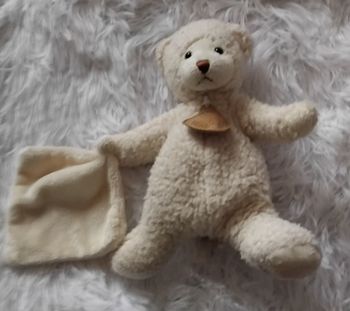 Doudou peluche ours moumoute avec mouchoir- Baby Nat