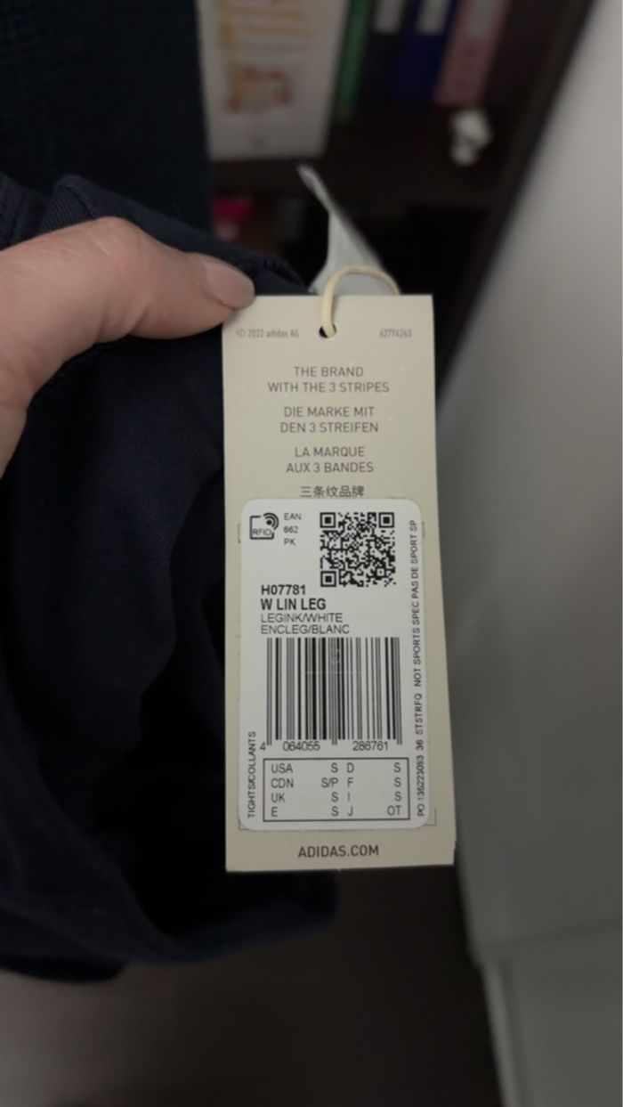 Neuf avec étiquette - Adidas - Legging Essentials Linear - Taille S - Bleu Marine (Legend Ink) - photo numéro 8
