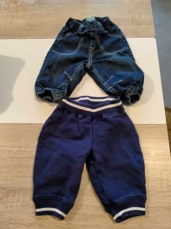 Lot 2 pantalons 6 mois