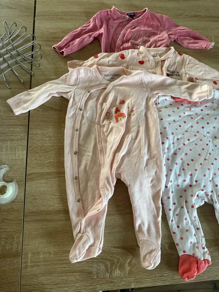 Lot 5 pyjamas 6 mois - photo numéro 6