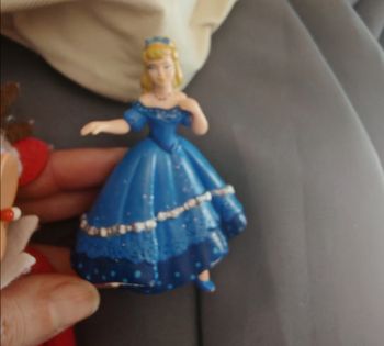Figurine cendrillon 