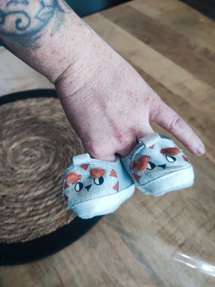 Chaussure 6/9mois - photo numéro 2