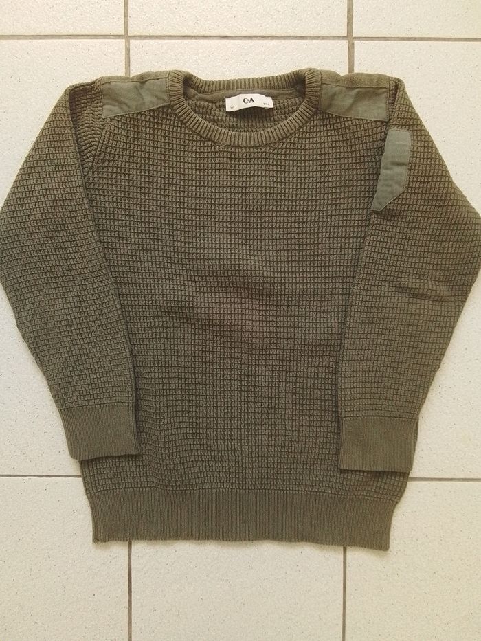 Pull col en rond garçon kaki.