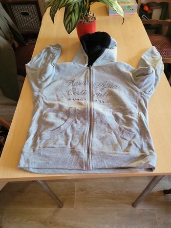 Veste zippée à capuche épaisse