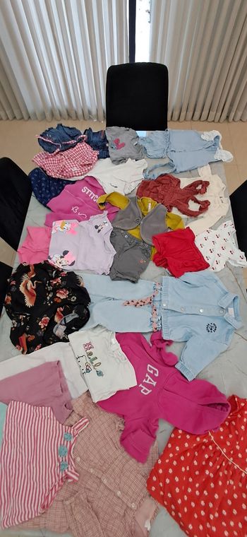 Lot de vêtements fille 12-18 mois