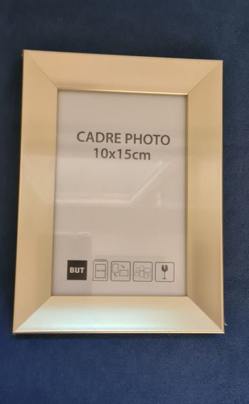 Cadre photo doré neuf 10 x 15 cm