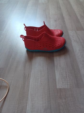 Très jolie chaussures mixte pour enfants de plage