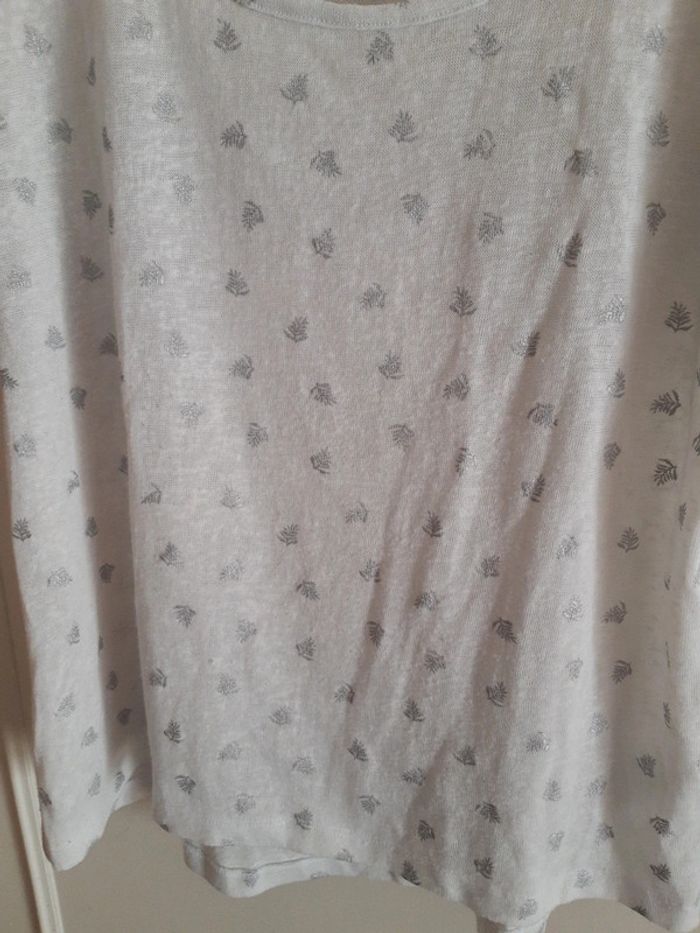 T shirt motifs feuilles - photo numéro 3
