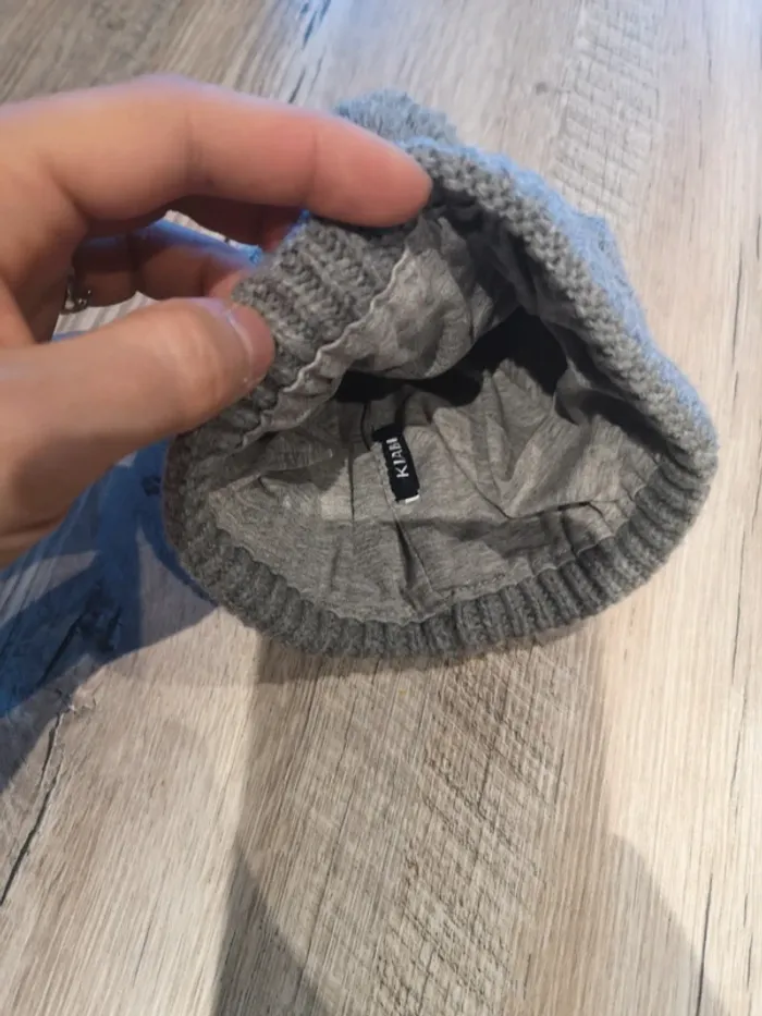 Bonnet gris en maille kiabi - photo numéro 2