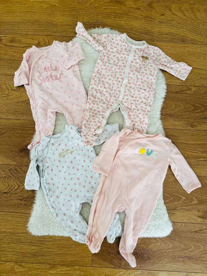 Lot de 4 pyjamas | Taille 6 mois