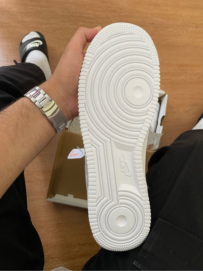 Nike Air Force 1 blanche - taille 45 - photo numéro 5