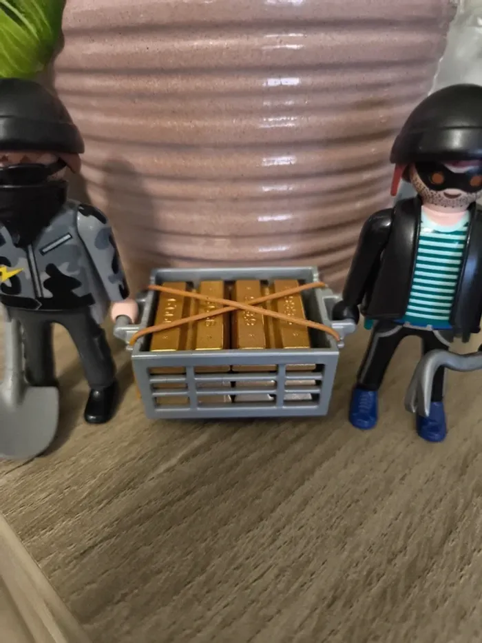 Playmobil Cambrioleurs - photo numéro 4