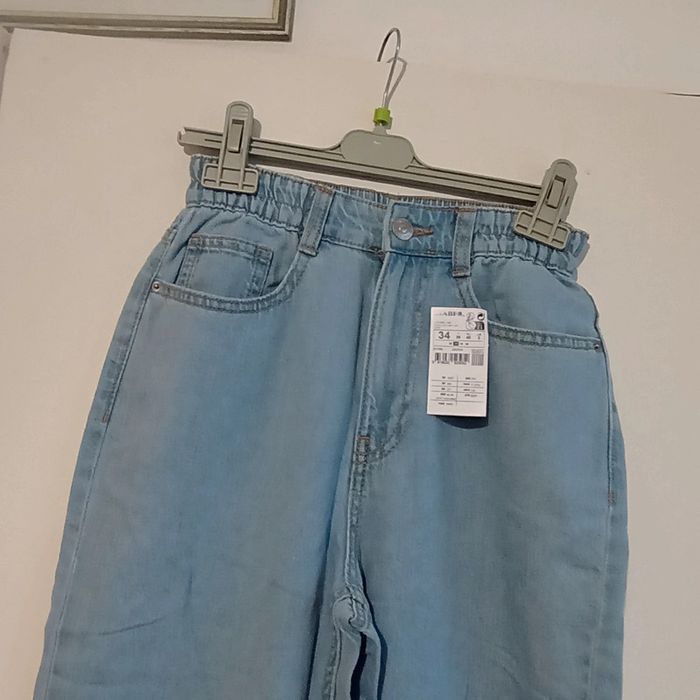 Superbe jeans boys friend 14 ans collection actuelle 🌺 kiabi 🌺 neuf avec étiquette - photo numéro 2