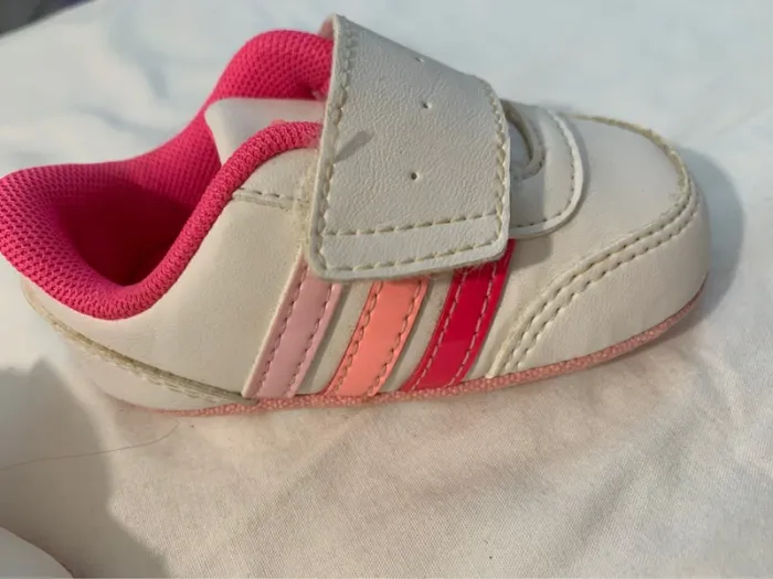 Chaussons / chaussures - photo numéro 4