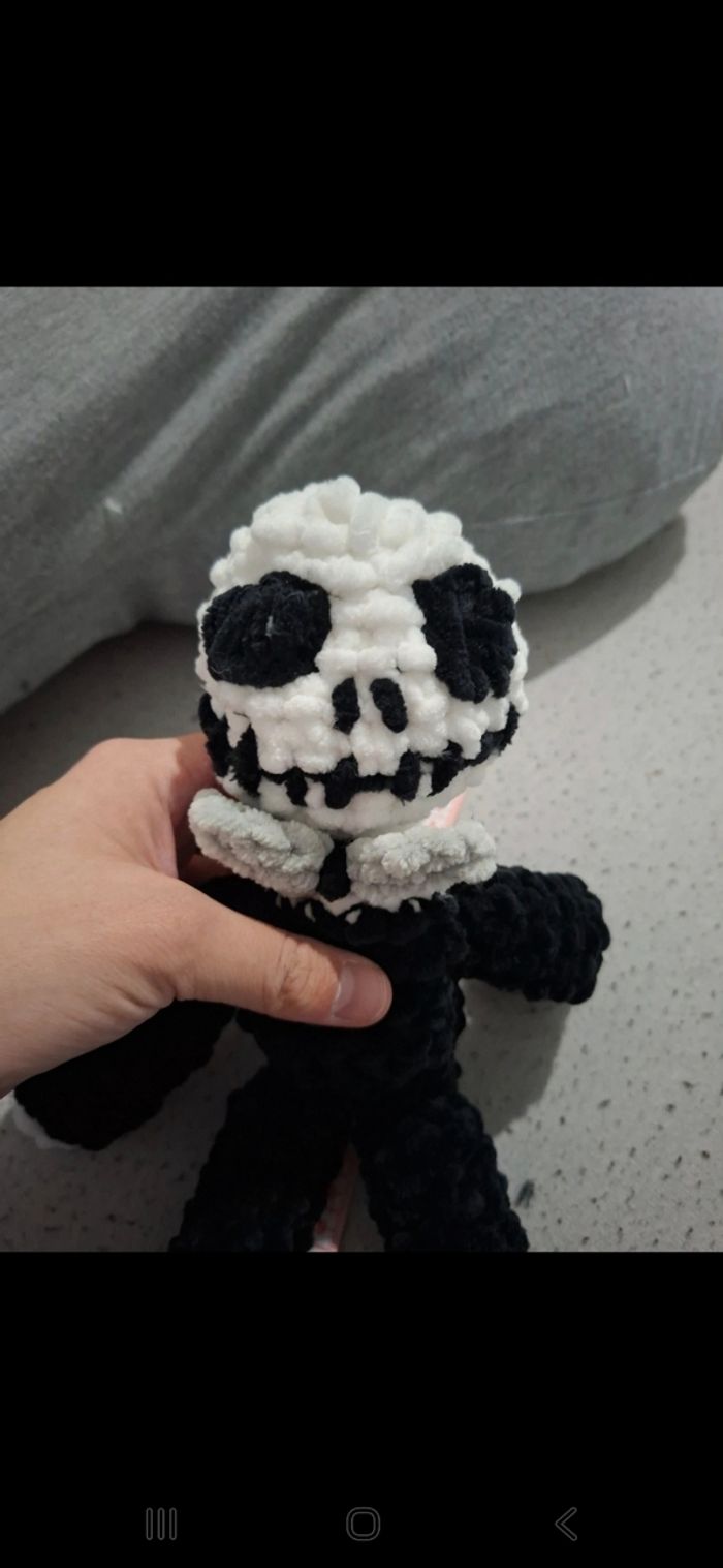 Peluche squelette 💀 - photo numéro 5