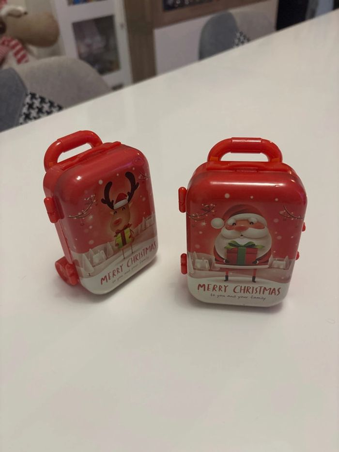 Mini valise en métal