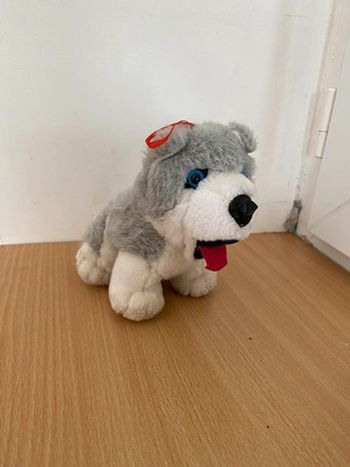Petite Peluche husky