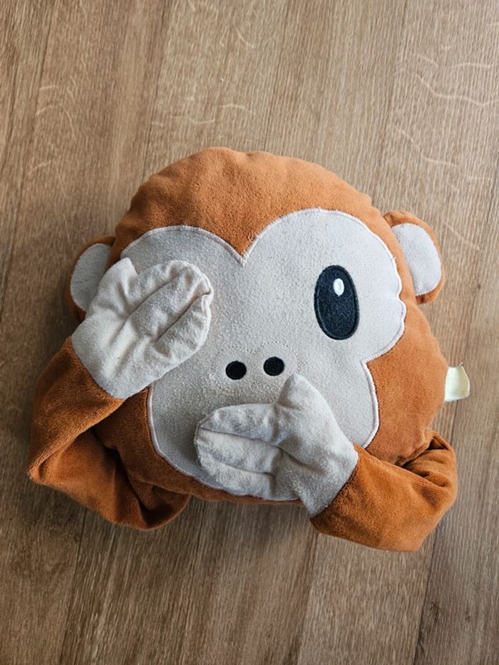 Coussin emoji singe - photo numéro 4