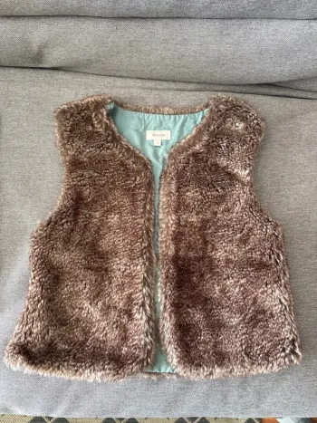Boléro fourrure sans manches 6ans