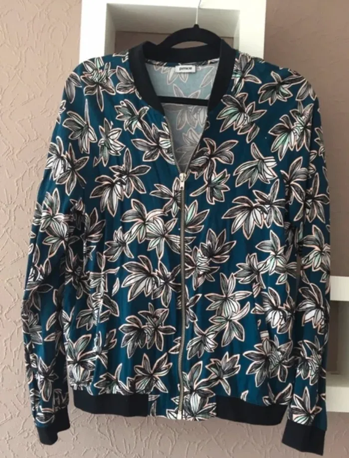 Gilet fleuris - photo numéro 2
