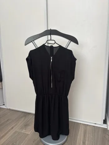 Robe noire